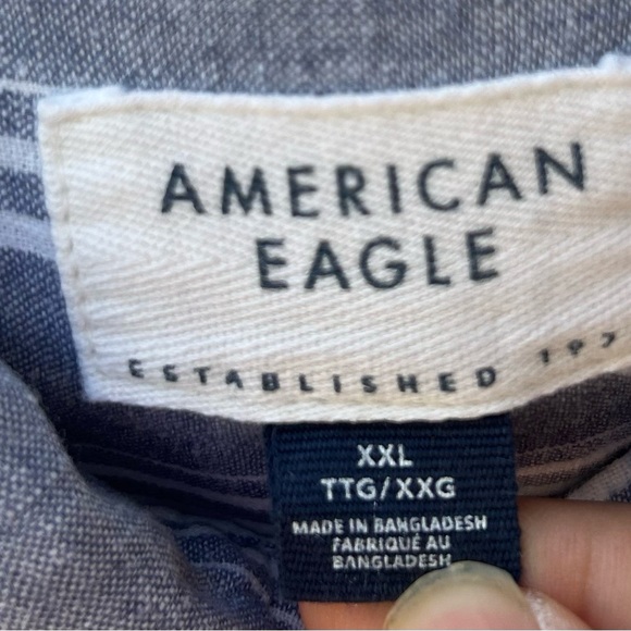 American Eagle Navy and White Striped Button-Up Shirt - Picture 3 of 5